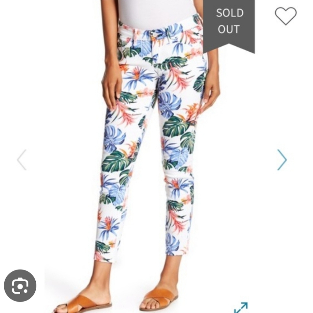 Tommy Bahama Tropical Floral Jeans - Picture 2 of 10